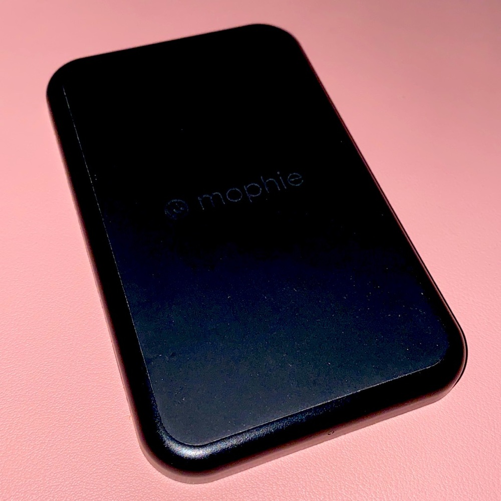Mophie Wireless charging pad for smartphones